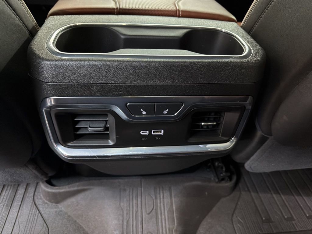 Used 2025 GMC Sierra 3500 Denali Ultimate image 14