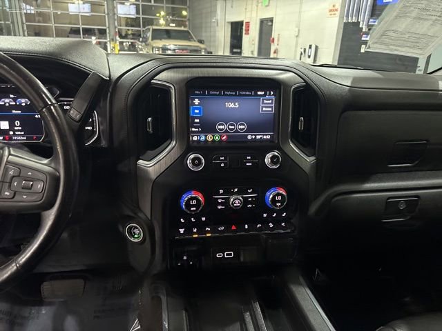 Used 2022 GMC Sierra 2500 Denali w/ Denali Ultimate Package image 22