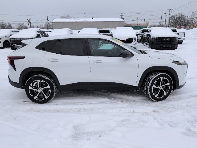 Used 2024 Chevrolet Trax RS w/ Driver Confidence Package image 7