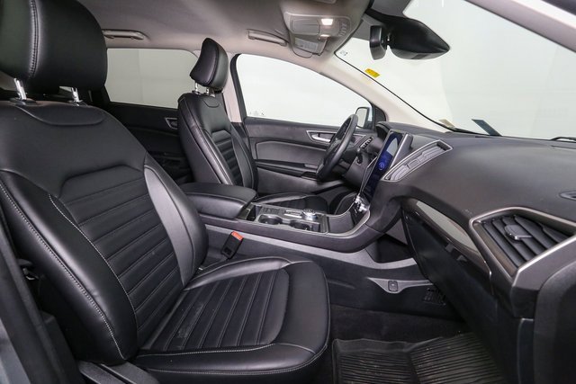 Used 2024 Ford Edge SEL w/ Convenience Package image 17
