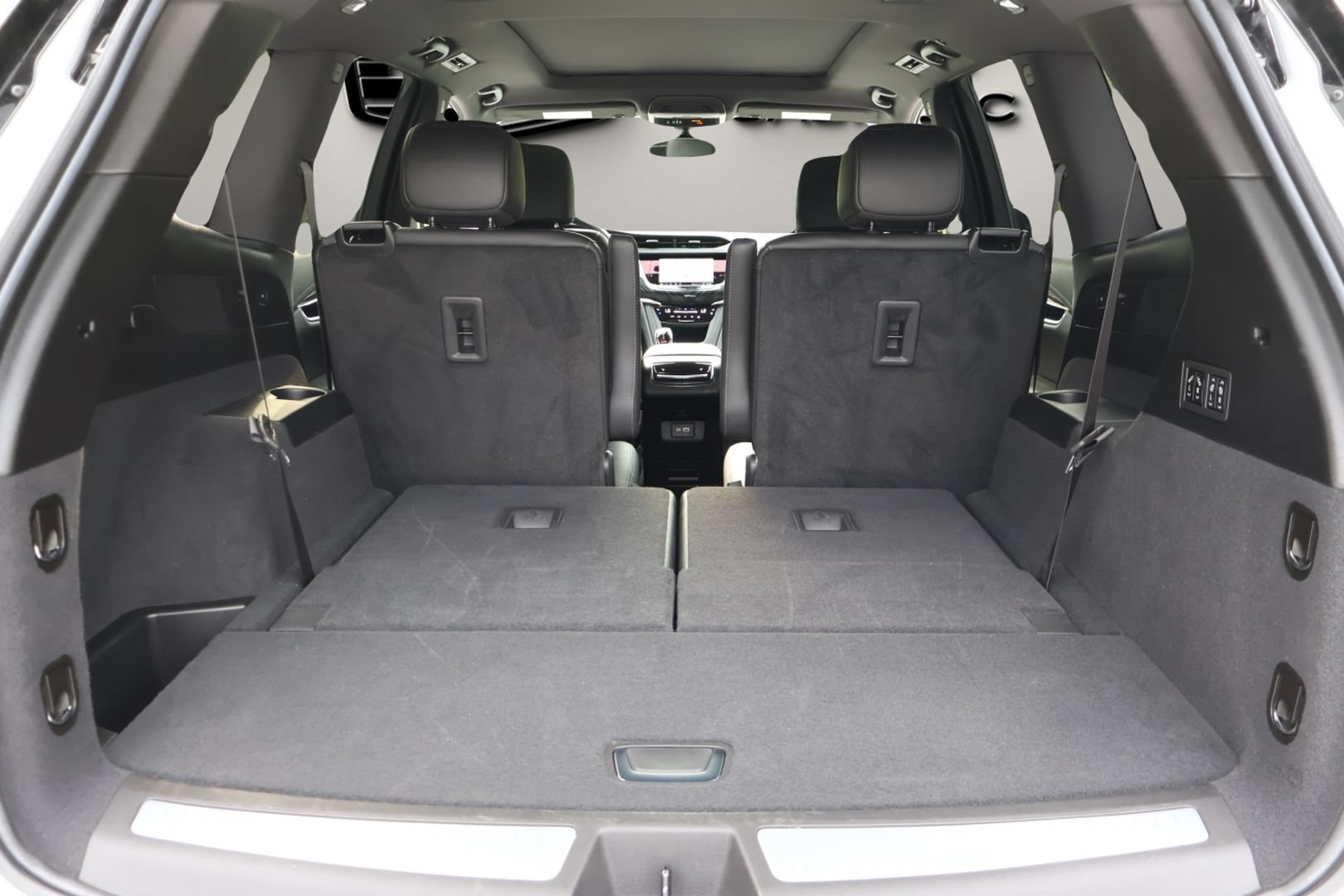 Certified 2024 Cadillac XT6 Premium Luxury FWD image 18