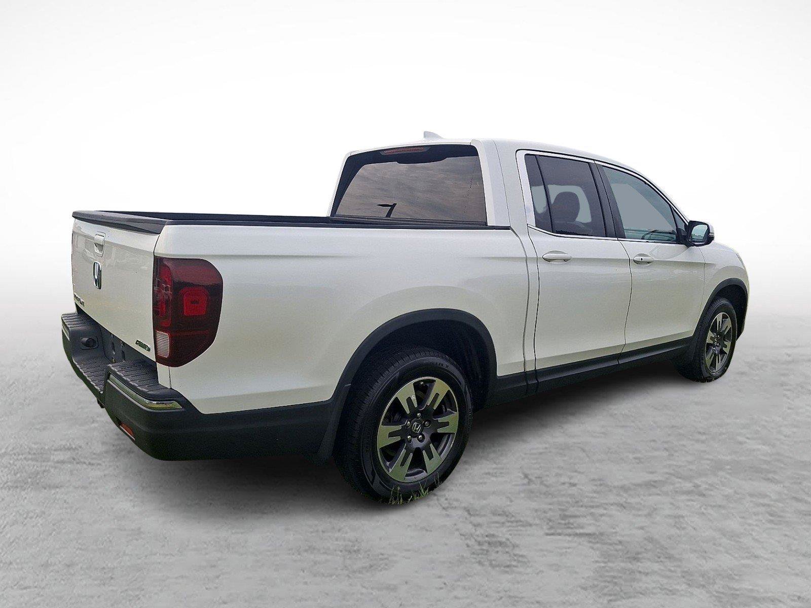 Used 2017 Honda Ridgeline RTL image 6
