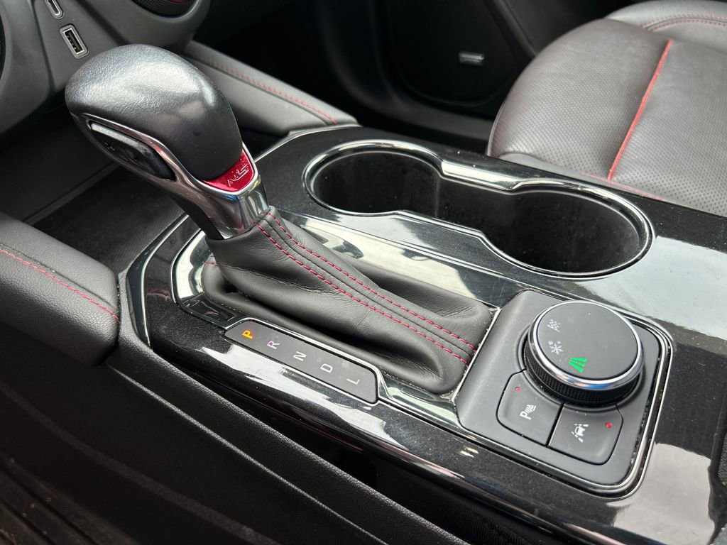 Used 2022 Chevrolet Blazer RS w/ Enhanced Convenience Package FWD image 21