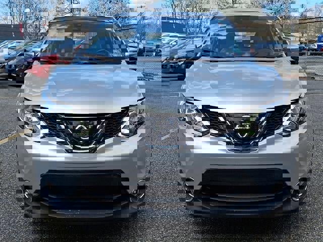 Used 2019 Nissan Rogue Sport SL image 2