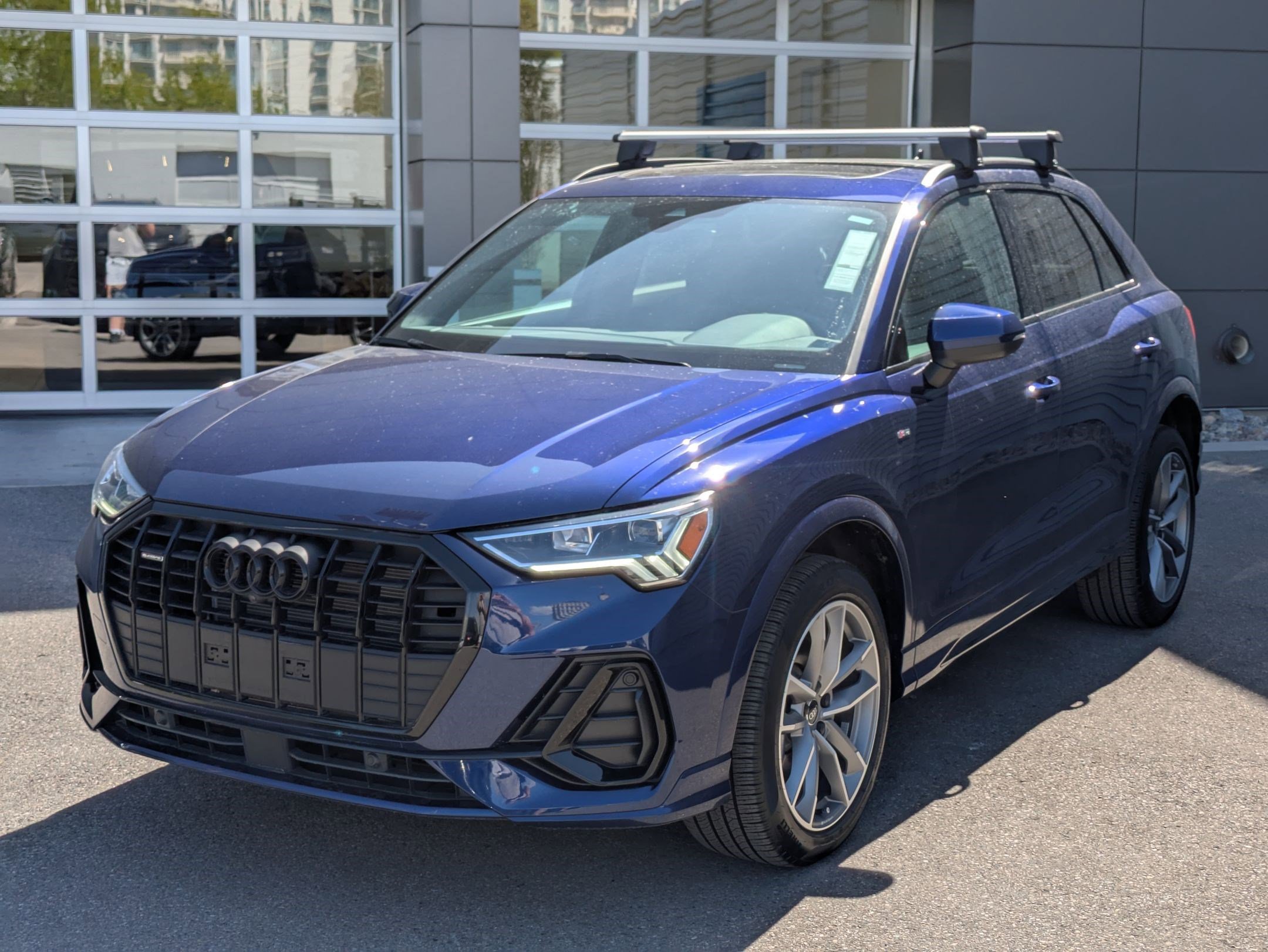 Used 2024 Audi Q3 2.0T Premium Plus w/ Premium Plus Package AWD/4WD image 8