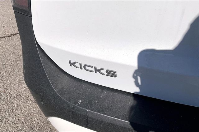New 2026 Nissan Kicks SV w/ SV Premium Package image 8