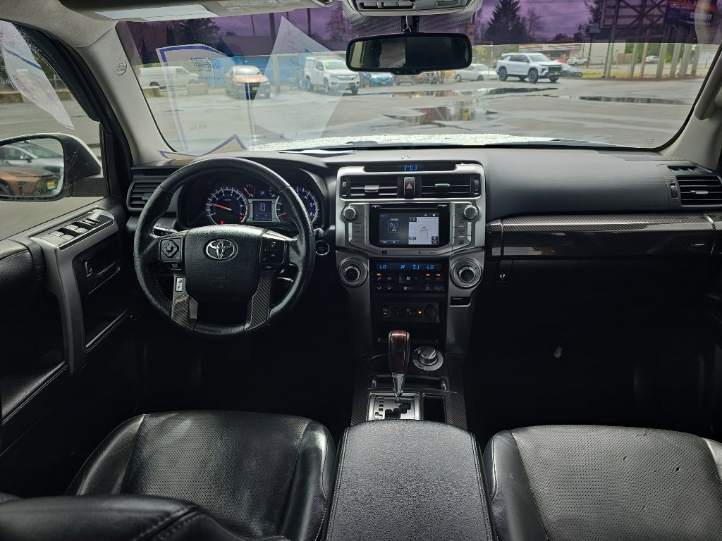 Used 2015 Toyota 4Runner Limited AWD/4WD image 20