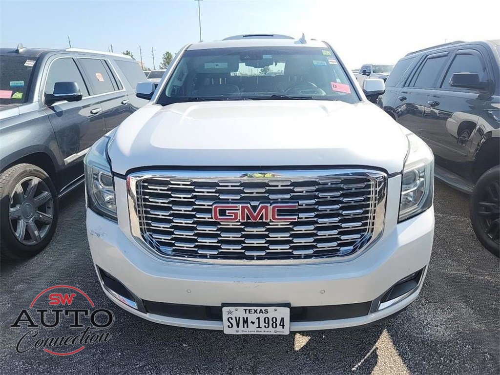 Used 2019 GMC Yukon Denali image 3