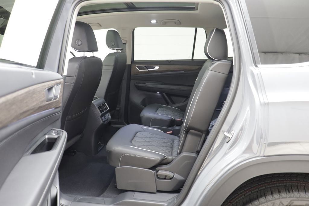 New 2026 Volkswagen Atlas SEL Premium R-Line AWD/4WD image 15