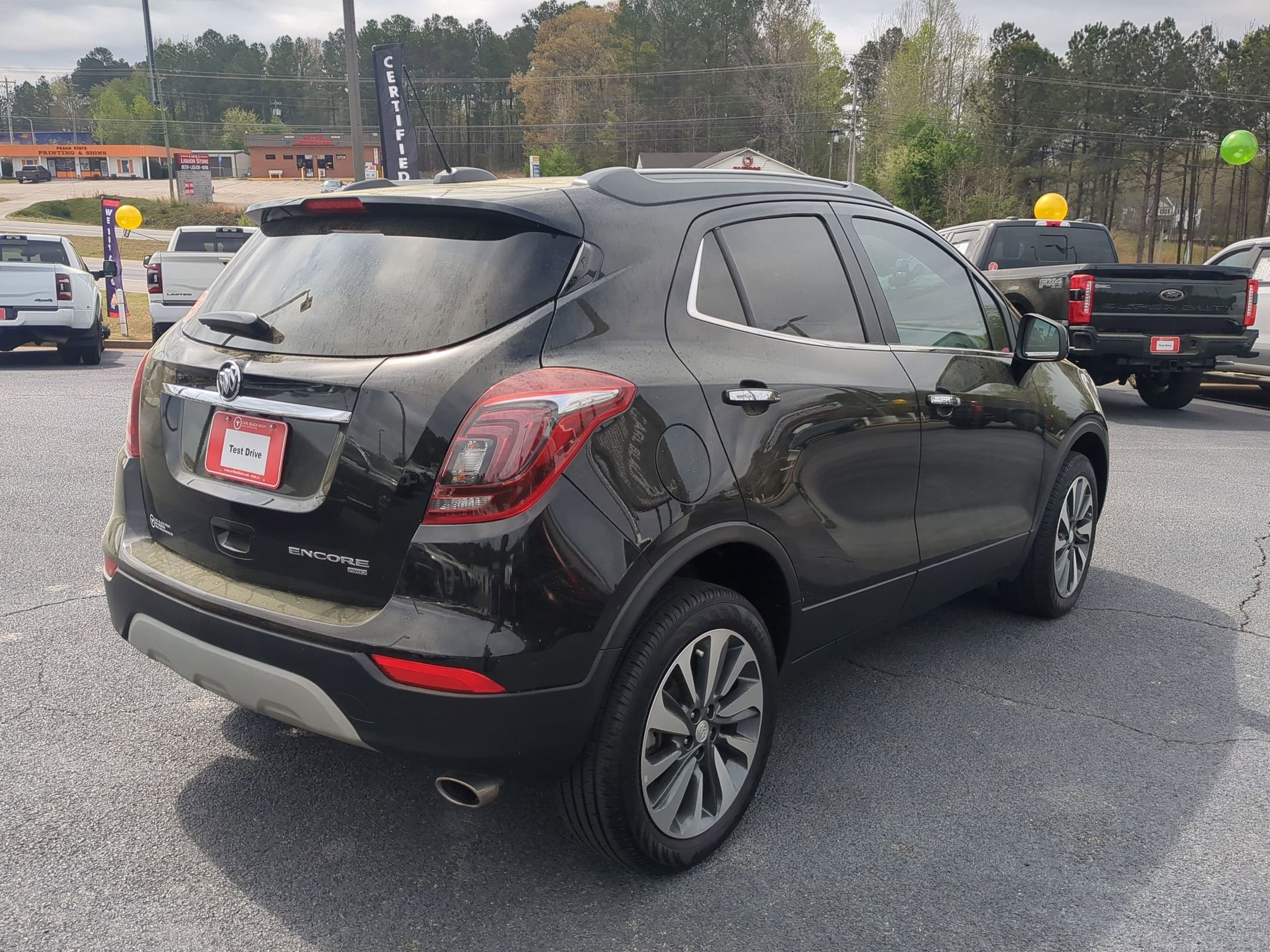 Used 2022 Buick Encore Preferred w/ Safety Package image 5