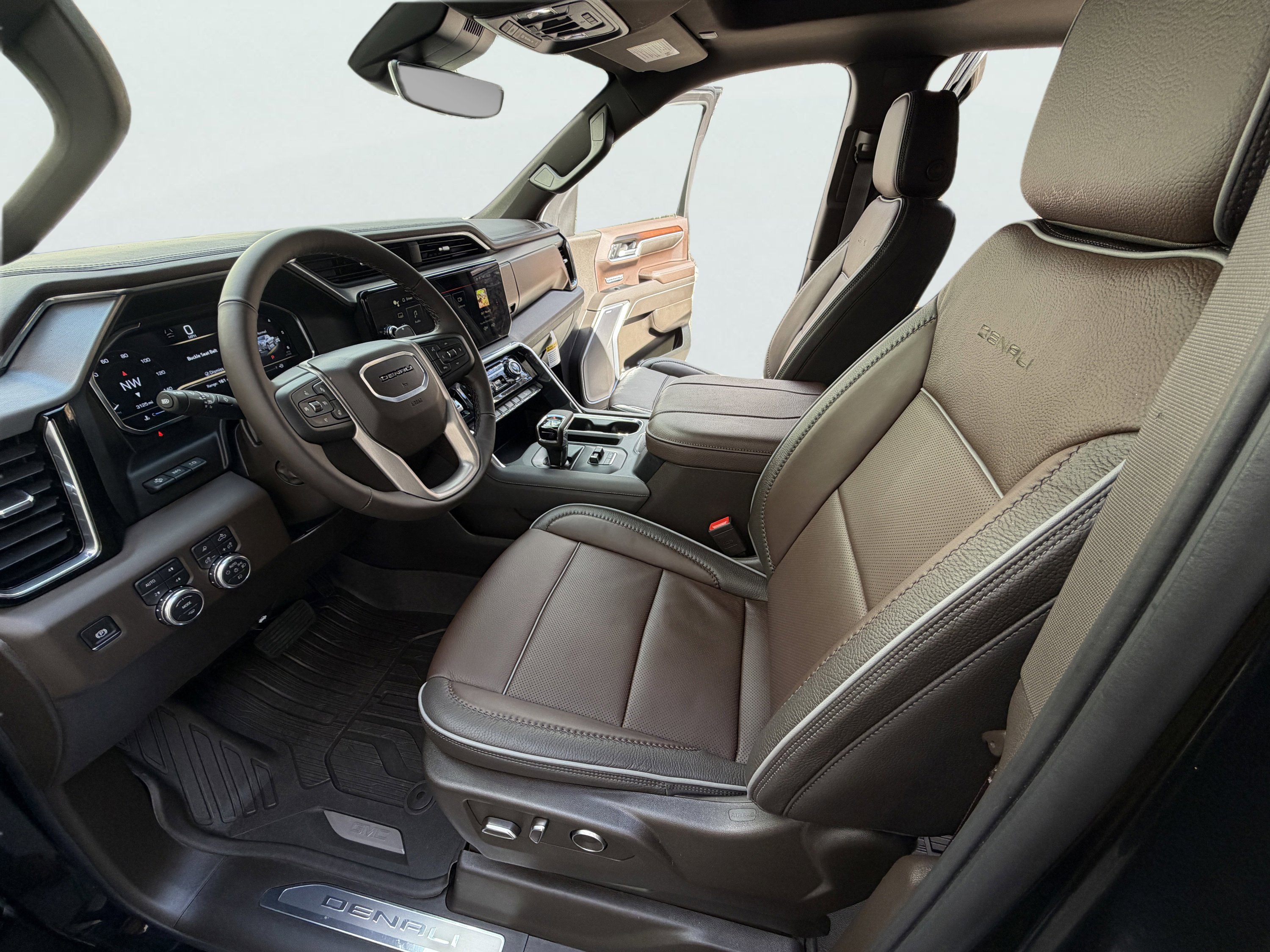 Used 2025 GMC Sierra 1500 Denali w/ Technology Package image 10
