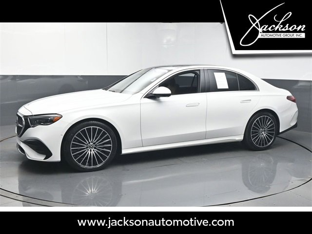 Used 2025 Mercedes-Benz E 350 Sedan image 5