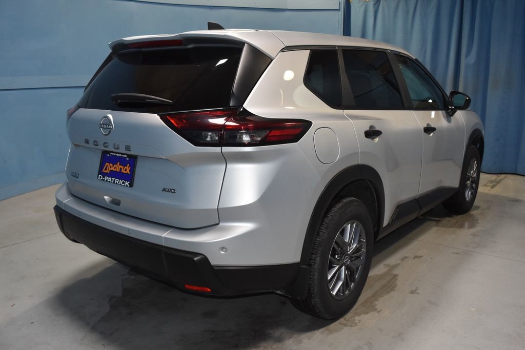 Certified 2025 Nissan Rogue S image 21