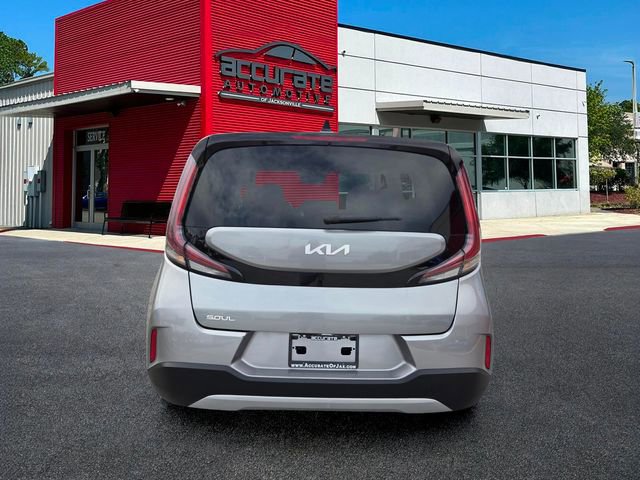 Used 2023 Kia Soul S image 4