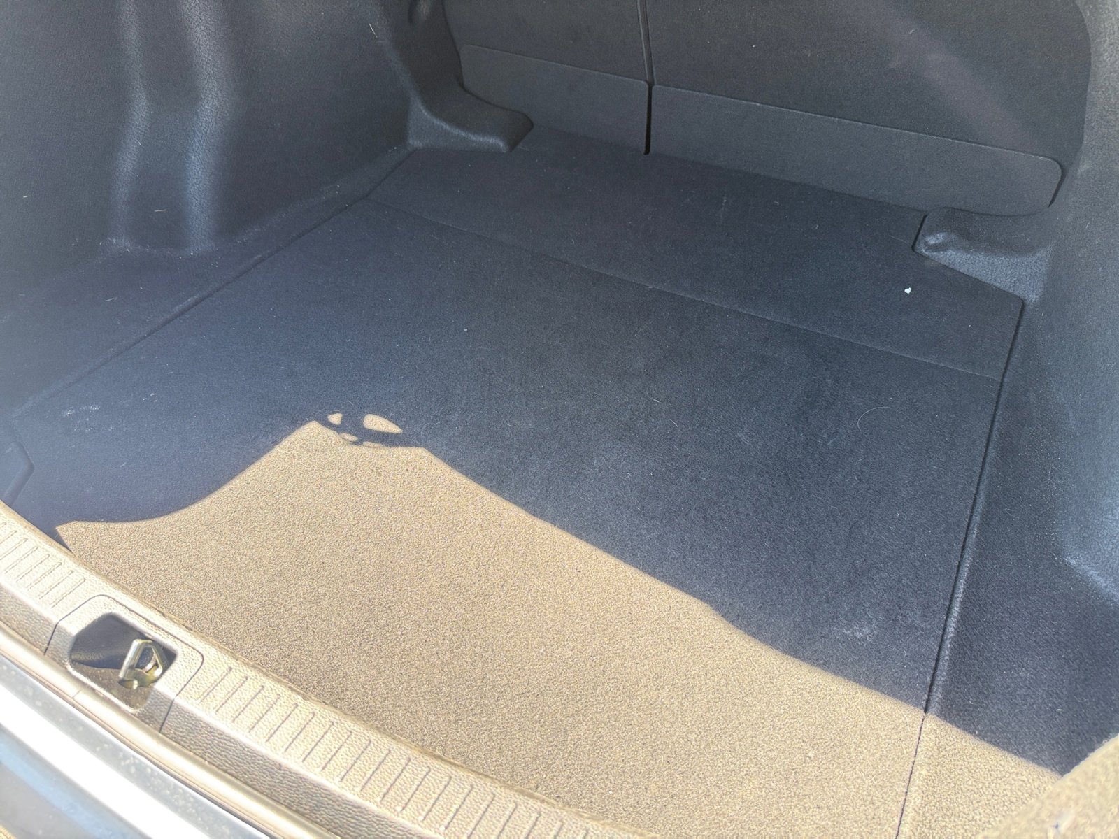 Used 2022 Toyota Corolla LE image 20