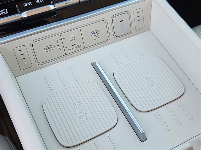 Used 2025 Hyundai Santa Fe Calligraphy image 21