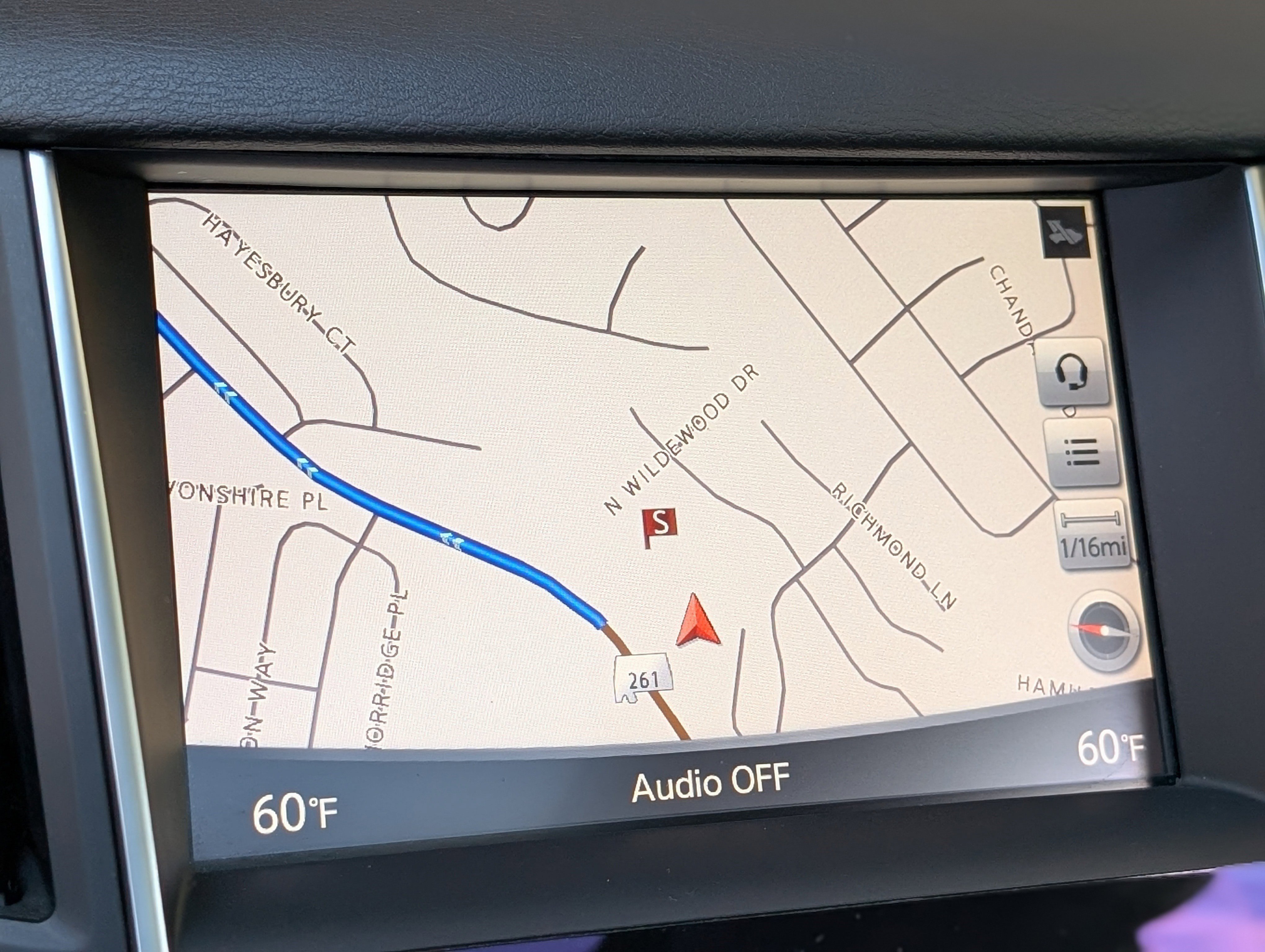 Used 2015 INFINITI Q50 Premium w/ Navigation Package AWD/4WD image 28