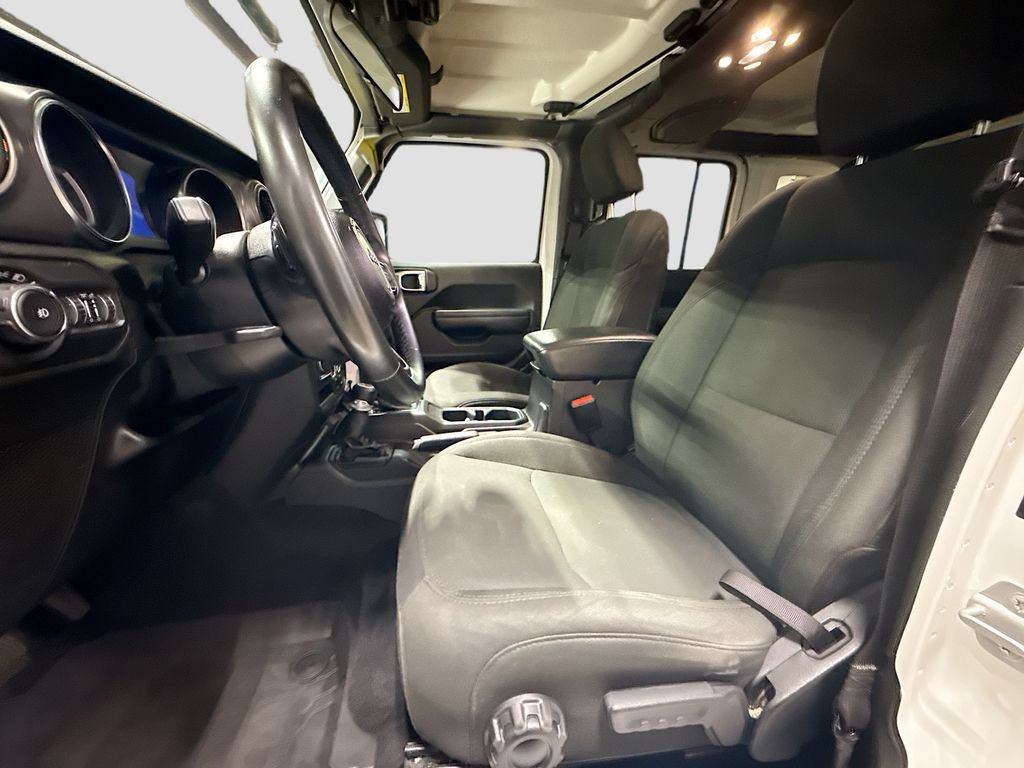 Used 2021 Jeep Wrangler Unlimited Sport AWD/4WD image 19