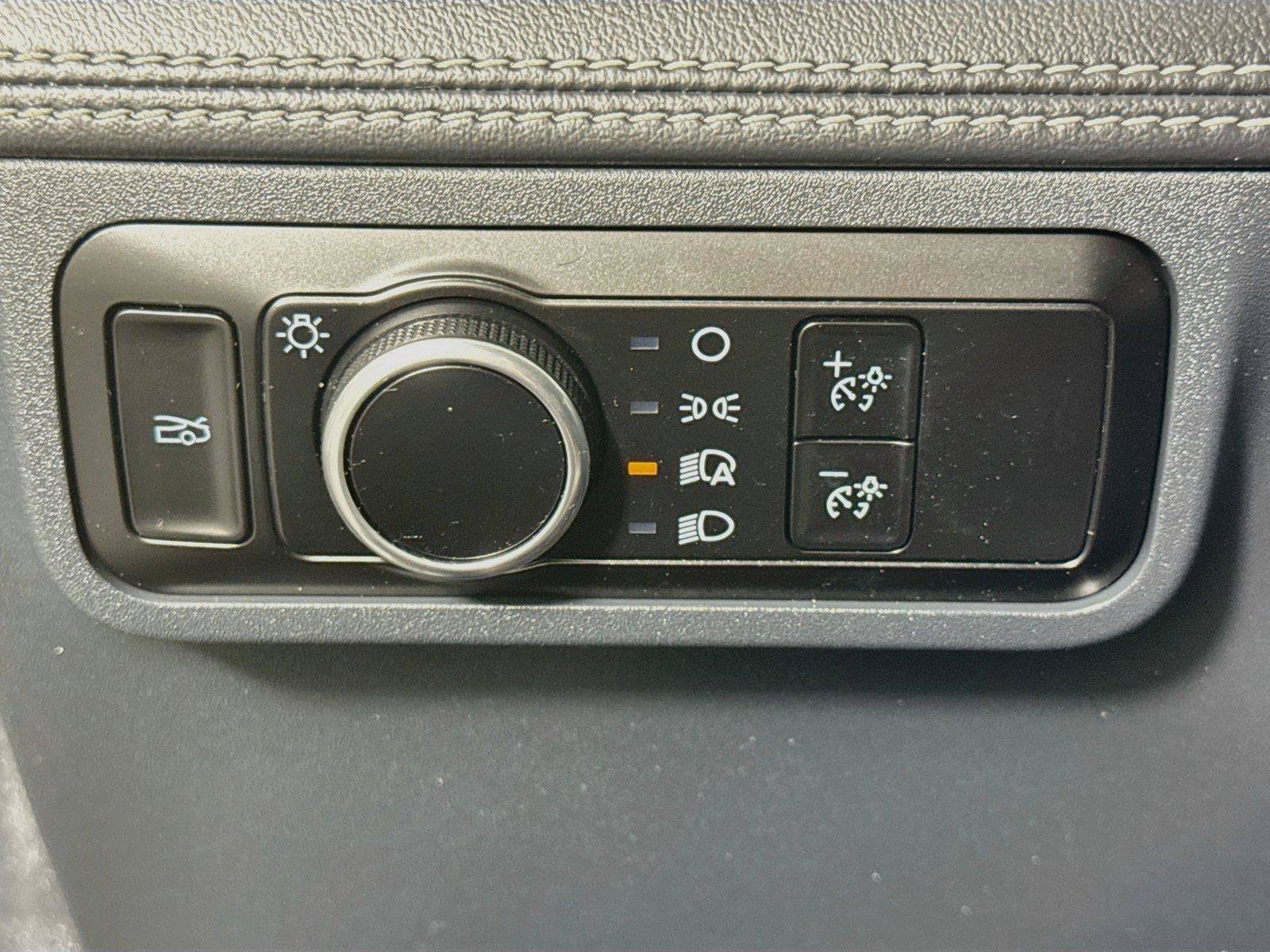 Used 2025 Ford Mustang GT Premium RWD image 15