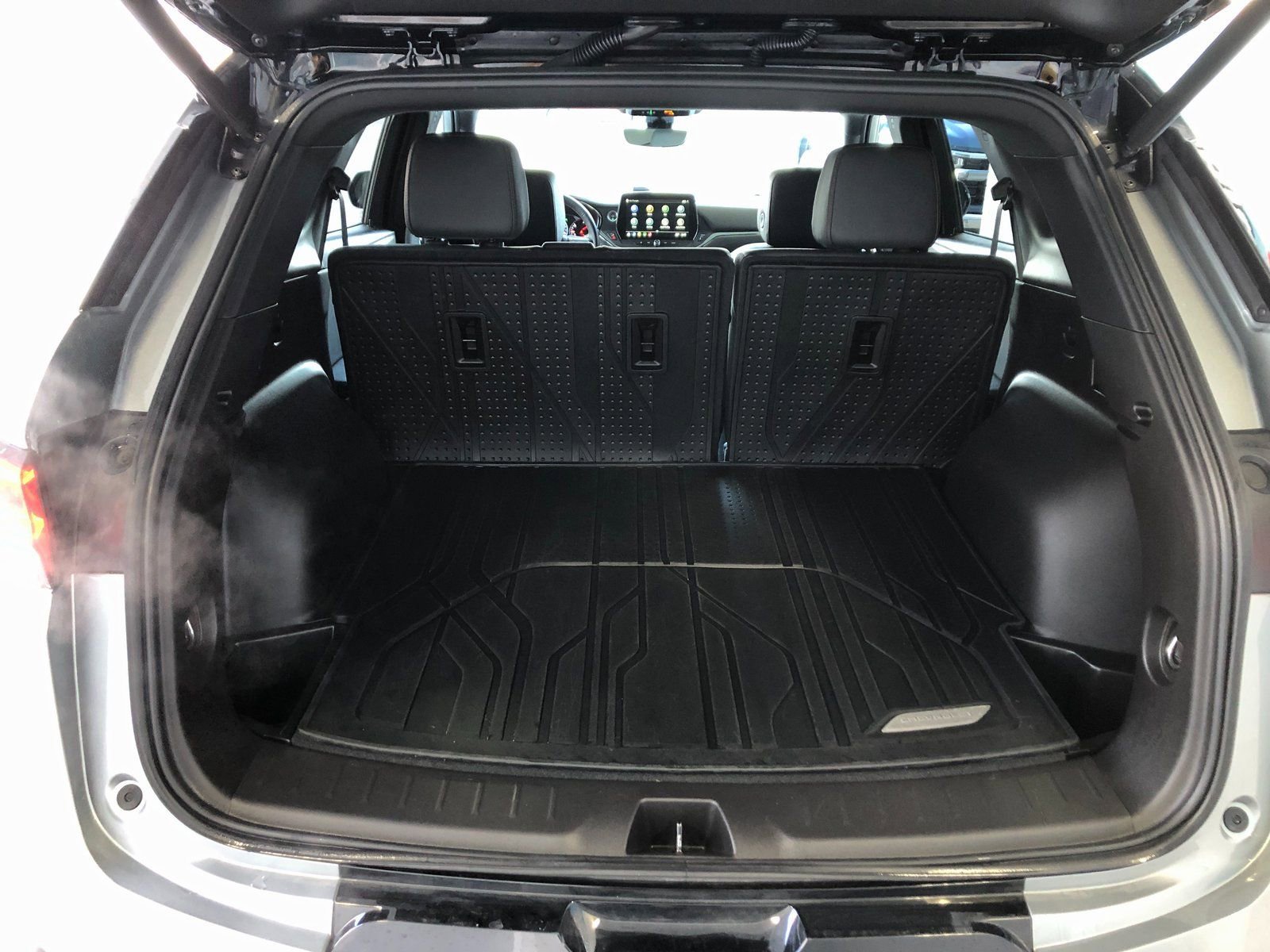 Certified 2024 Chevrolet Blazer RS w/ Driver Confidence II Package image 8