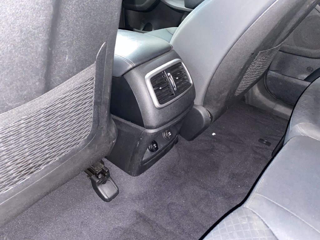 Used 2020 Kia Sorento LX w/ LX I4 Convenience Package AWD/4WD image 13