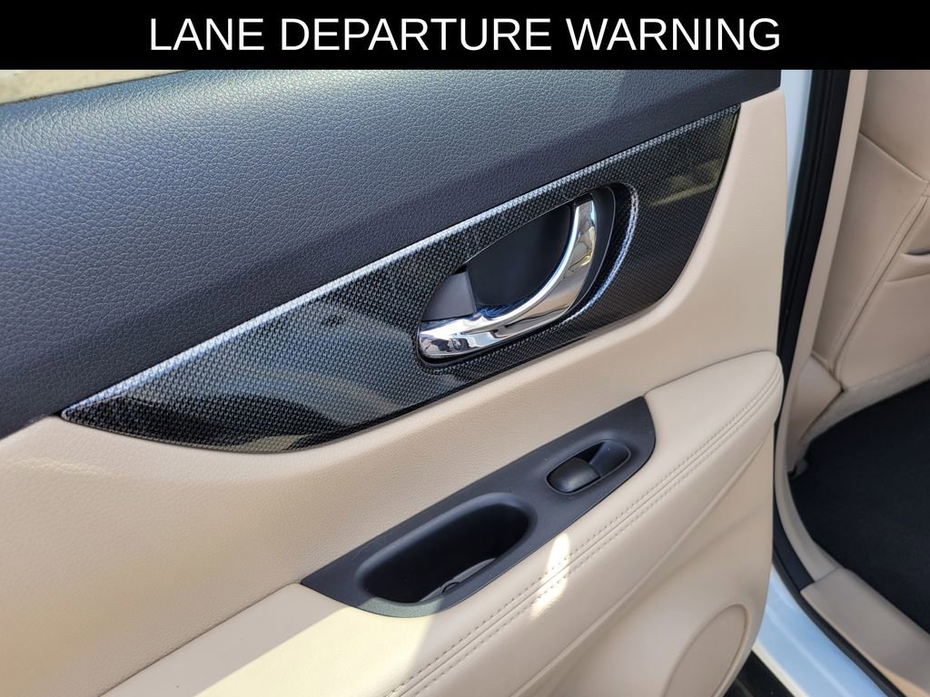 Used 2015 Nissan Rogue SL w/ SL Premium Package image 15