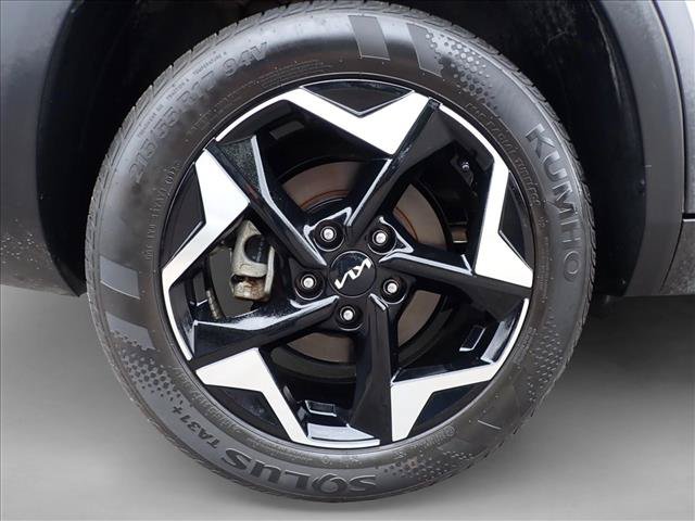 Used 2024 Kia Seltos EX AWD/4WD image 7