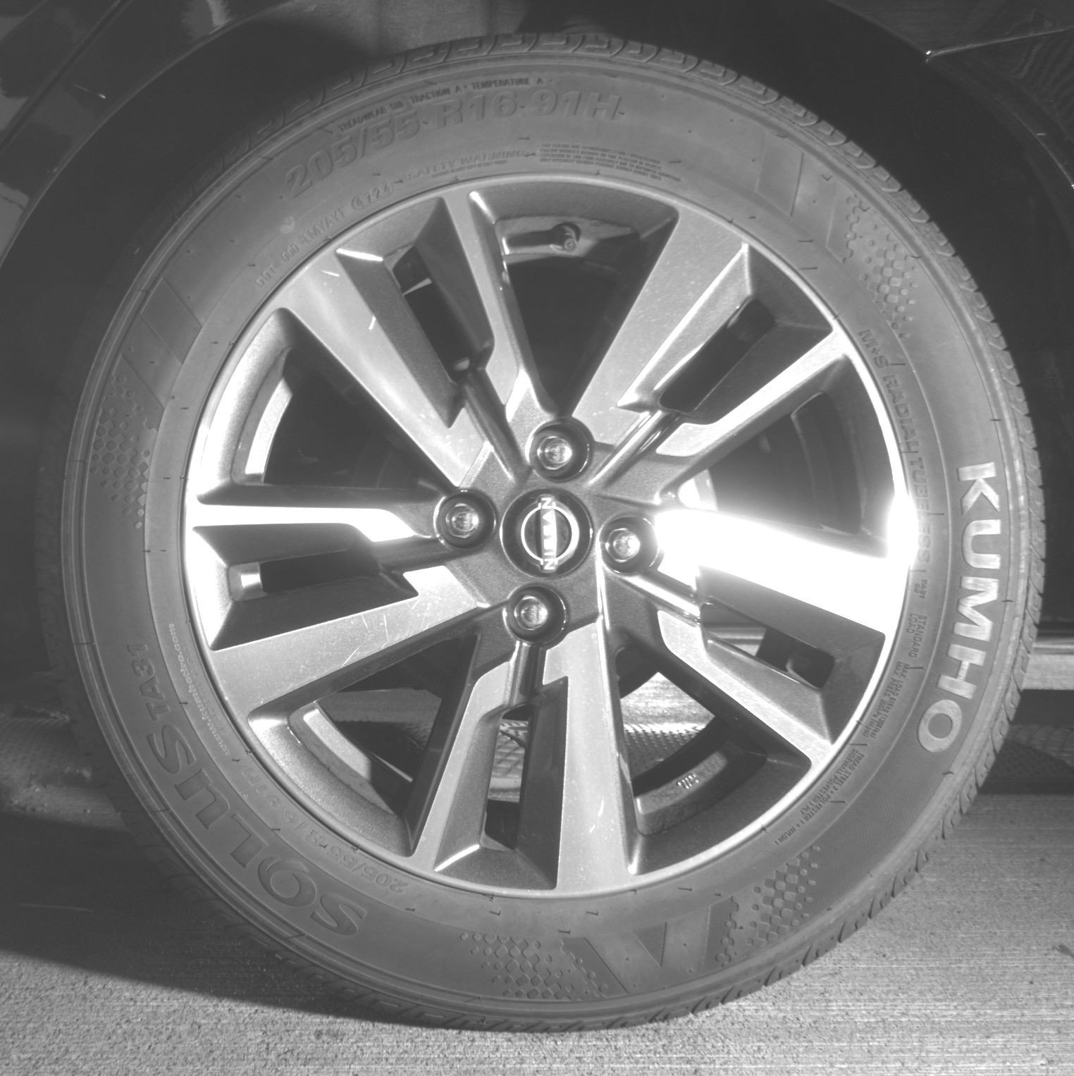 Used 2025 Nissan Versa SV image 14