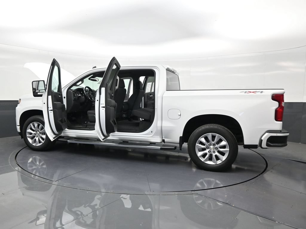 Used 2021 Chevrolet Silverado 1500 Custom w/ Custom Max Trailering Package AWD/4WD image 31