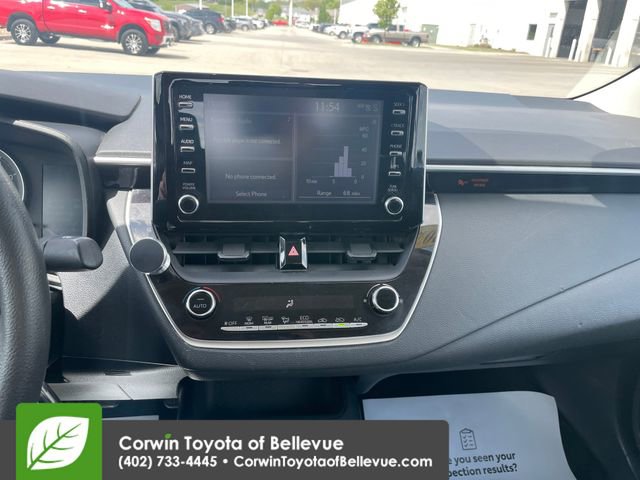 Used 2020 Toyota Corolla LE FWD image 11