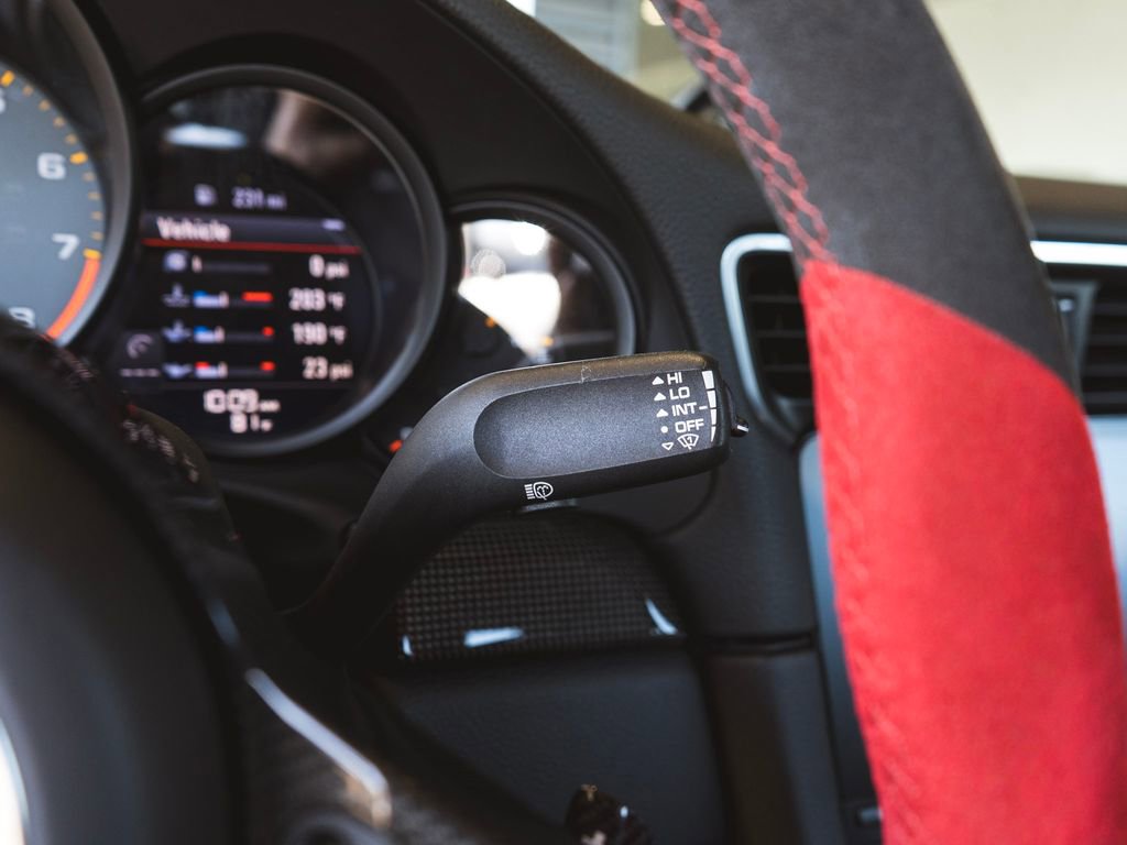 Used 2018 Porsche 911 GT2 RS image 24