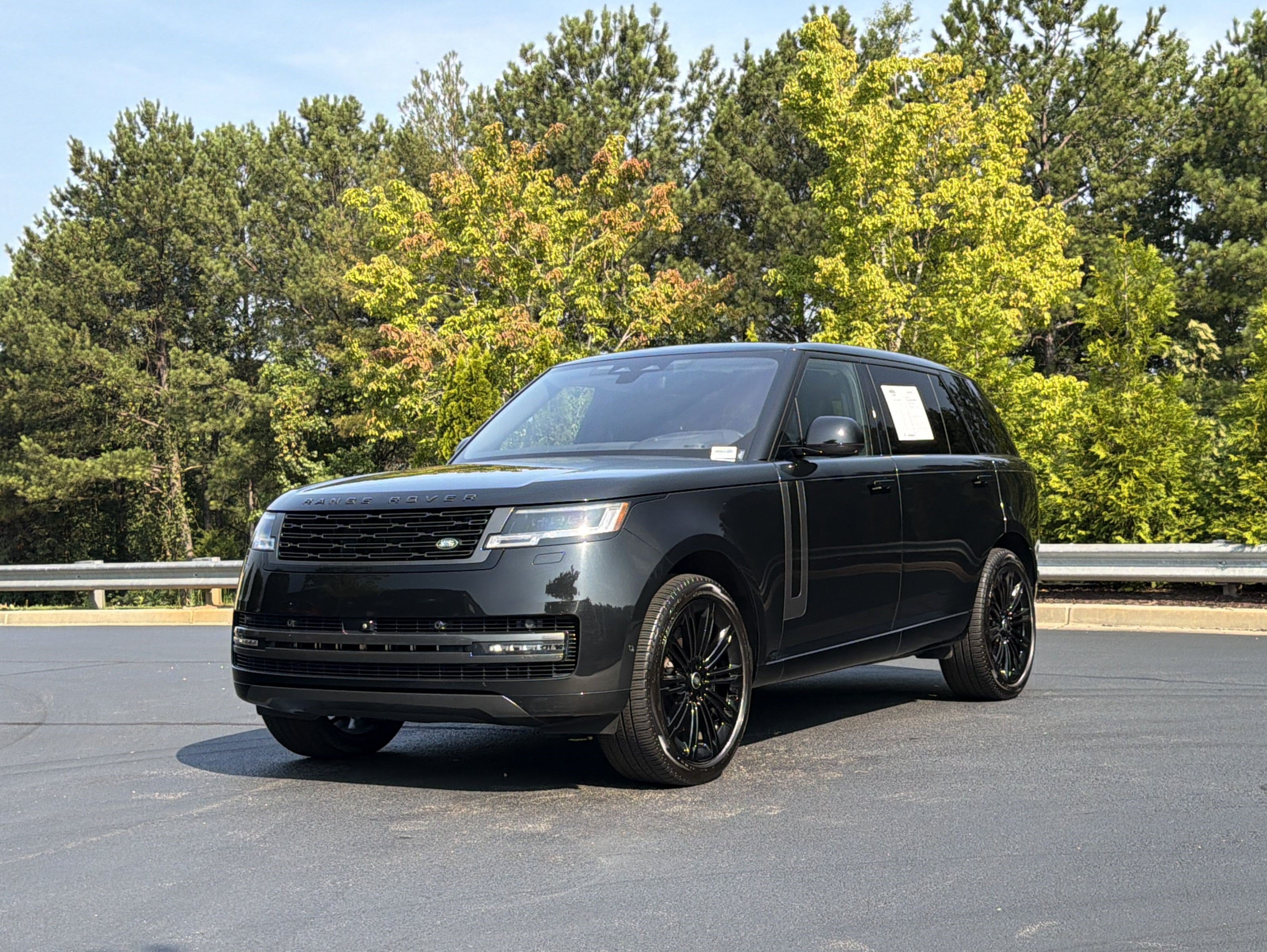 Used 2023 Land Rover Range Rover Long Wheelbase First Edition AWD/4WD image 14