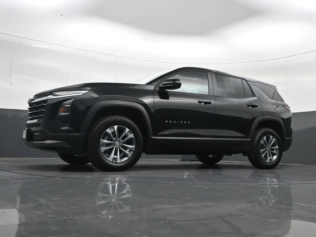 Certified 2026 Chevrolet Equinox LT w/ Safety and Technology Package AWD/4WD image 29
