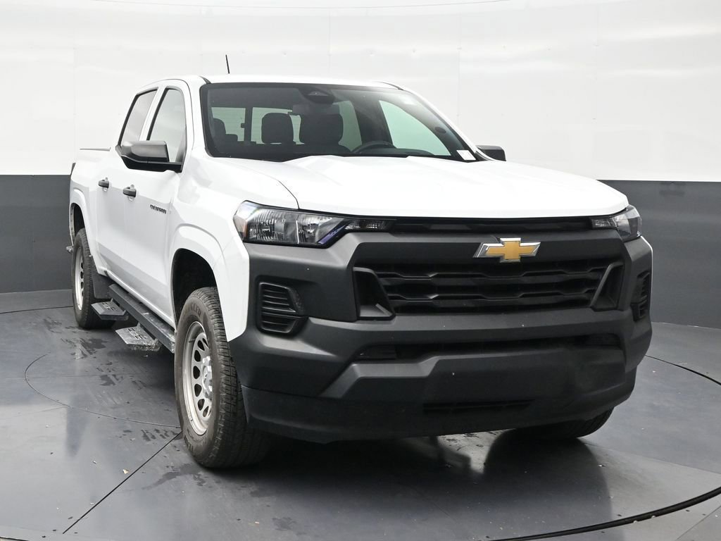 Used 2024 Chevrolet Colorado W/T w/ WT Convenience Package RWD image 7