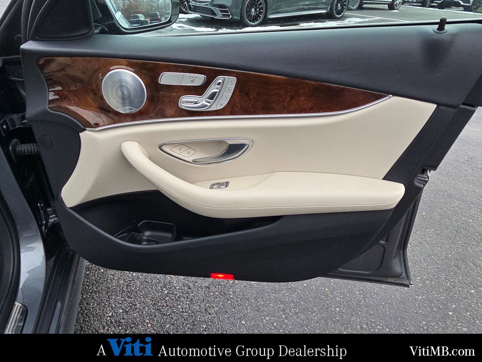 Used 2018 Mercedes-Benz E 300 E 300 image 31