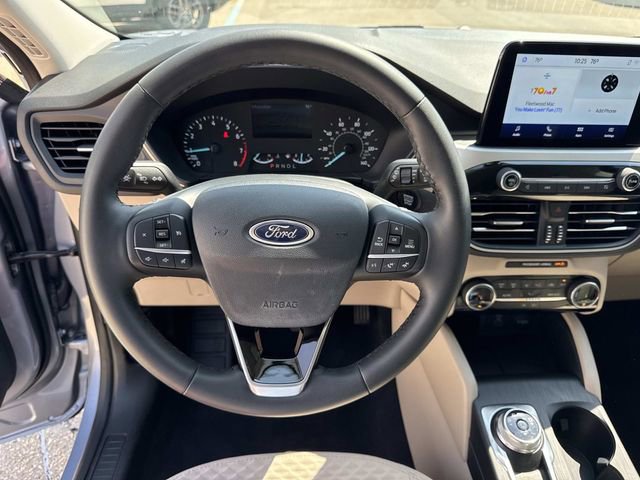 Used 2022 Ford Escape SE w/ SE Sport Appearance Package FWD image 25