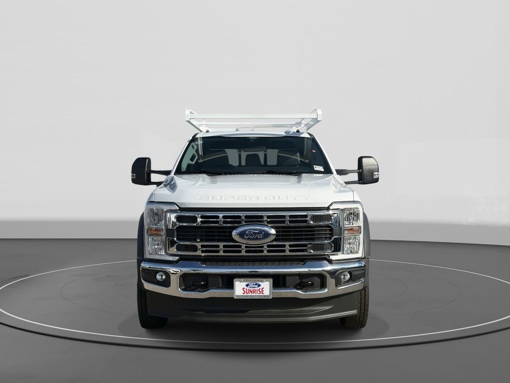 New 2026 Ford F450 XL w/ XL Chrome Package image 2
