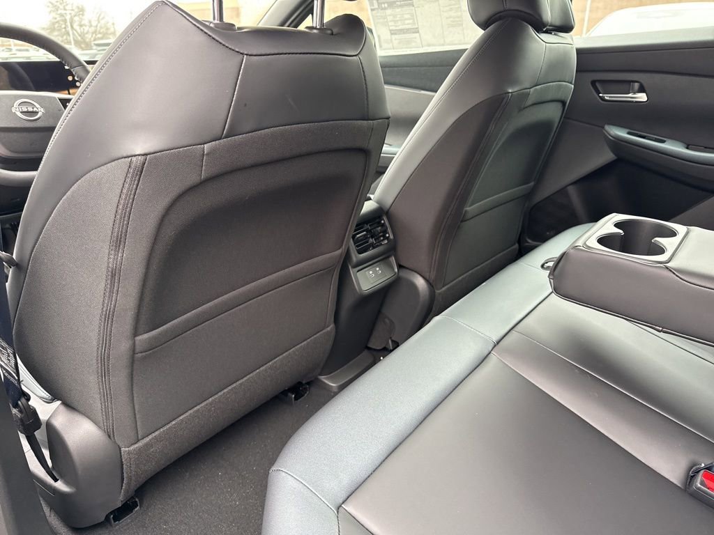 New 2026 Nissan Leaf SV+ w/ Illuminated Package image 20