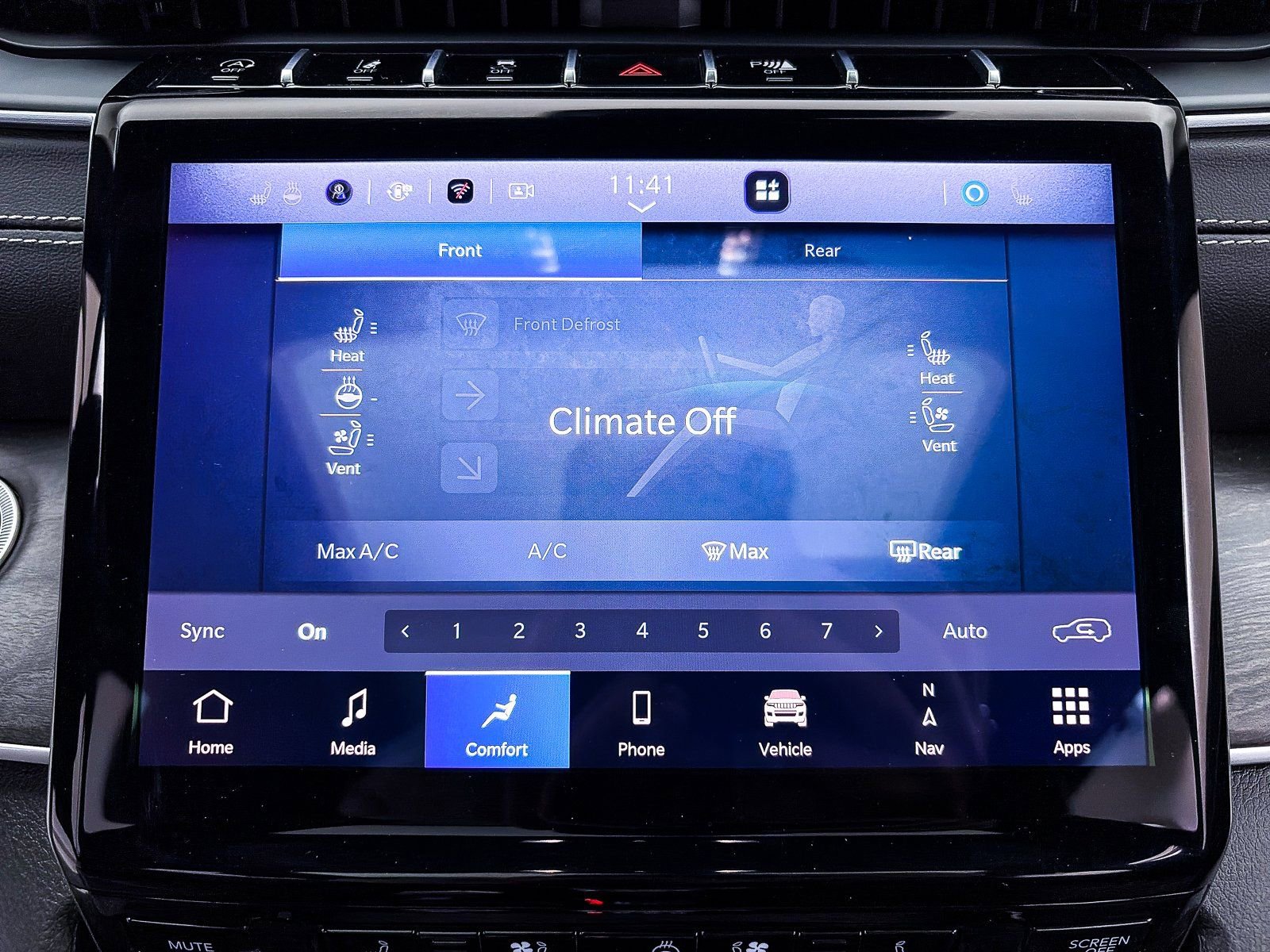 Used 2024 Jeep Grand Cherokee L Limited w/ Luxury Tech Group II image 22