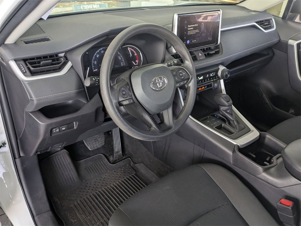 Used 2025 Toyota RAV4 LE image 13