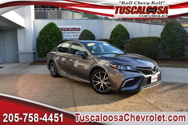Used 2023 Toyota Camry SE