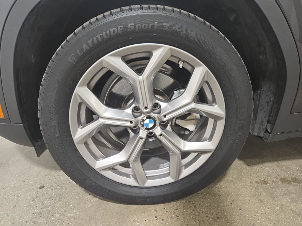 Used 2023 BMW X4 xDrive30i w/ Premium Package AWD/4WD image 26