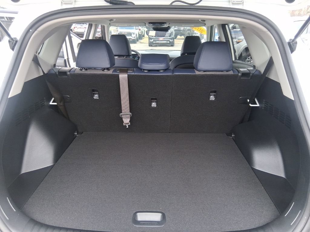 Used 2025 Kia Seltos S image 16