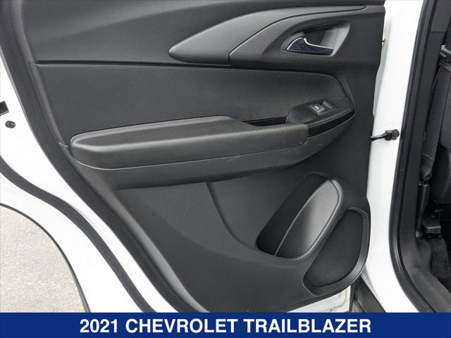 Used 2021 Chevrolet TrailBlazer LT w/ Convenience Package image 20
