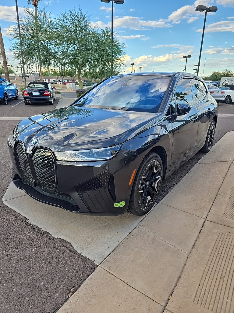 Used 2024 BMW iX xDrive50 w/ Sport Package AWD/4WD image 1