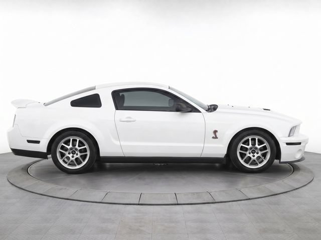 Used 2009 Ford Mustang Shelby GT500 RWD image 7