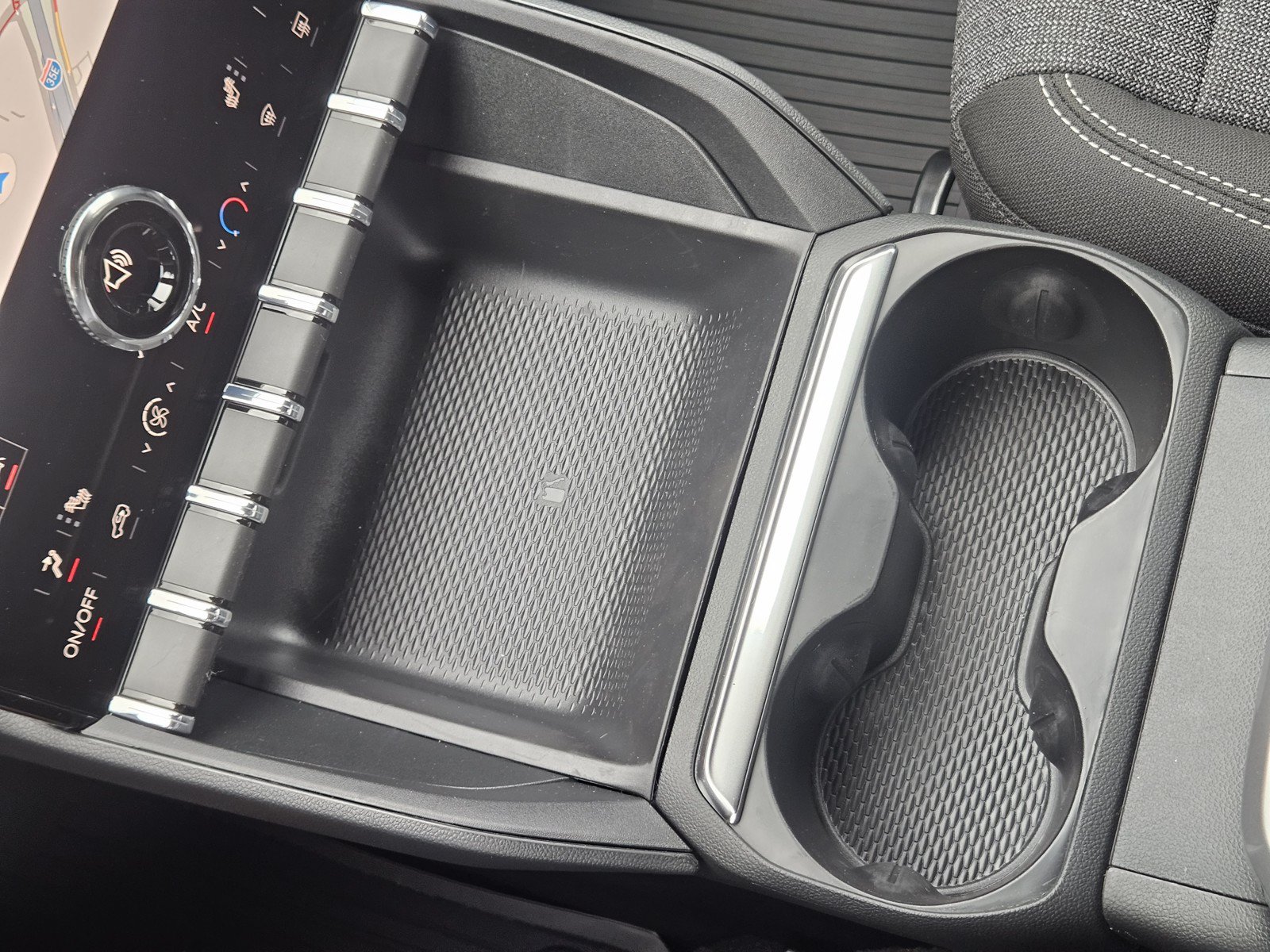 New 2027 GMC Terrain Elevation w/ LPO, Floor Liner Package FWD image 15