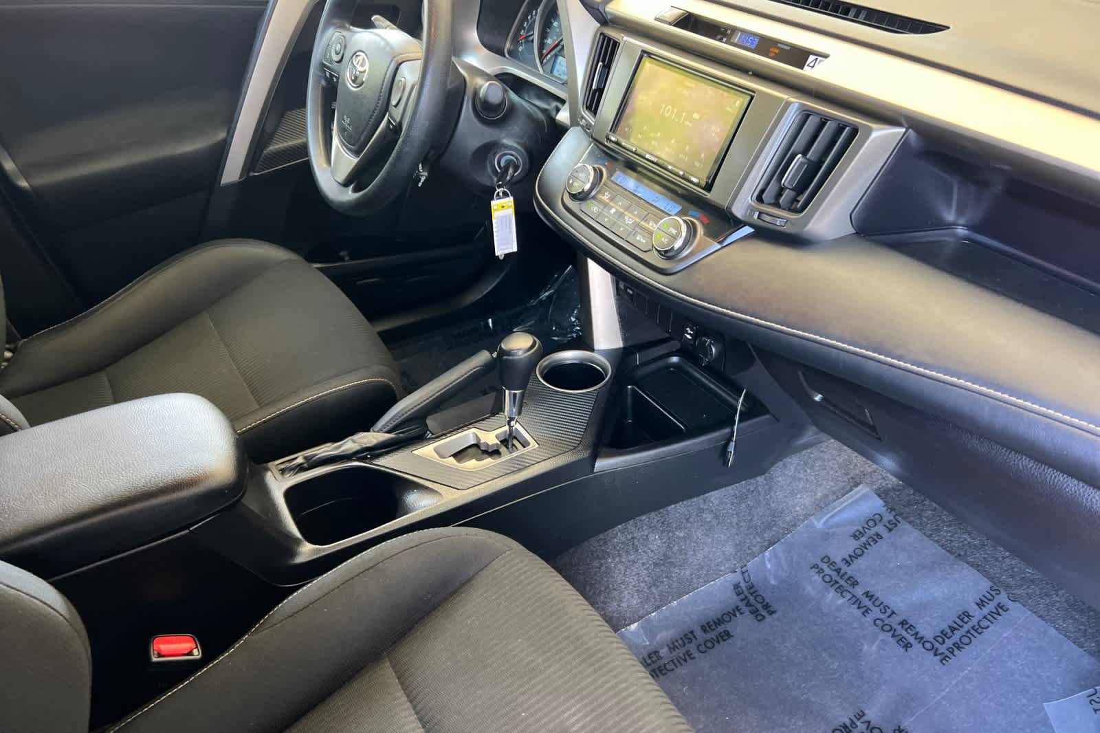 Used 2014 Toyota RAV4 XLE FWD image 16
