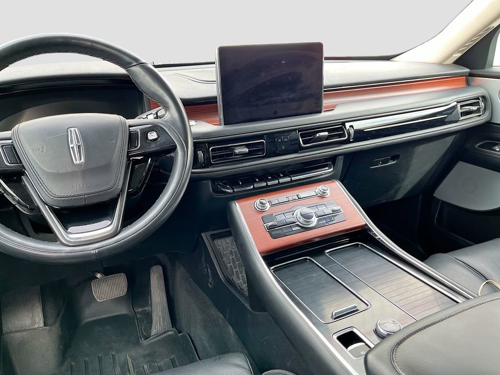 Used 2022 Lincoln Aviator Reserve w/ Equipment Group 201A AWD/4WD image 25