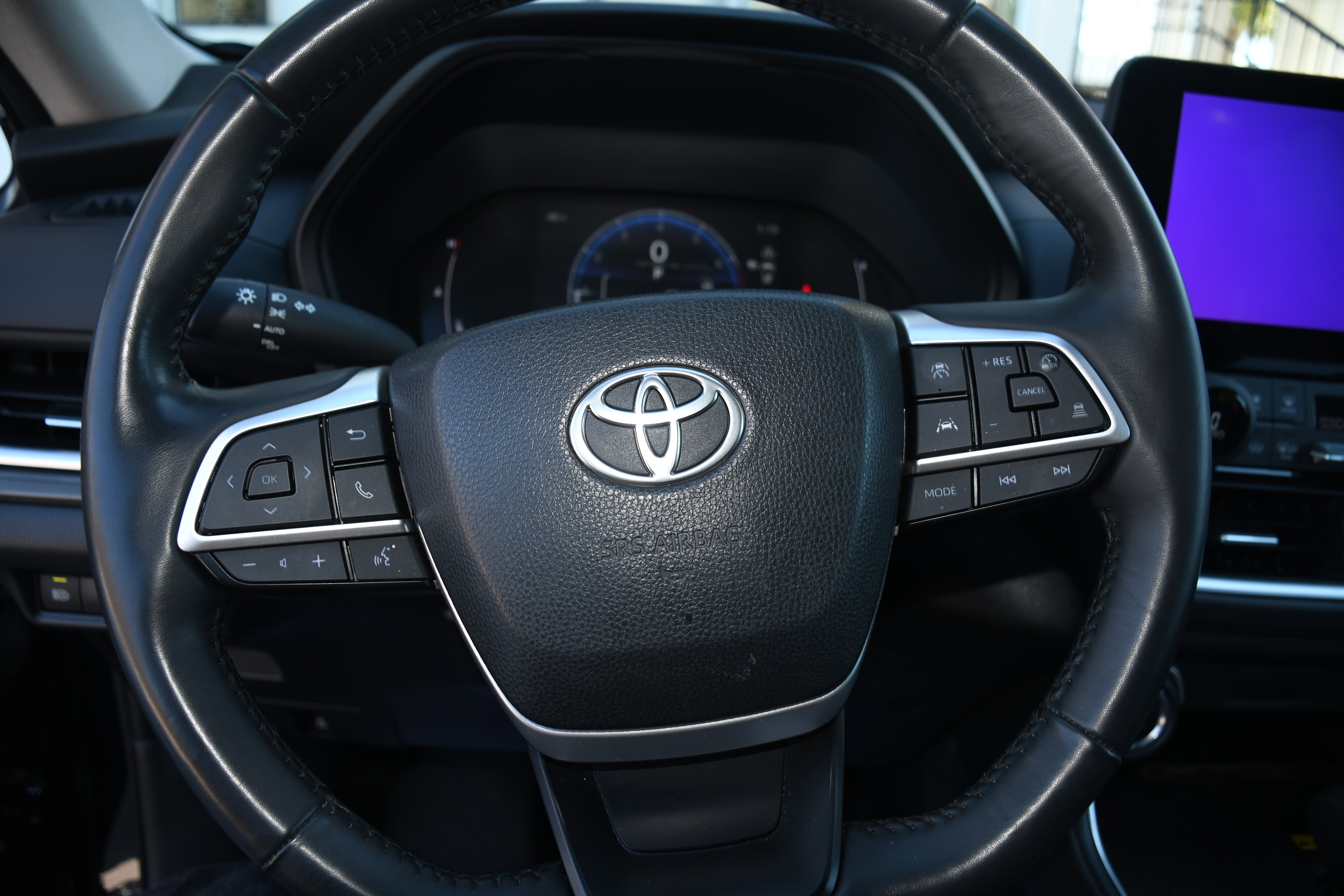 Used 2024 Toyota Grand Highlander XLE image 12